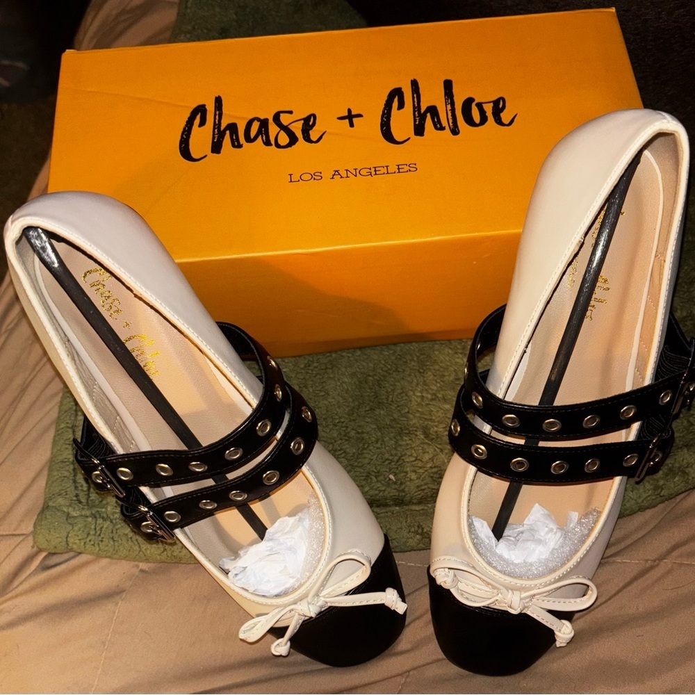 2 Tone Chase & Chloe Adorable Flats